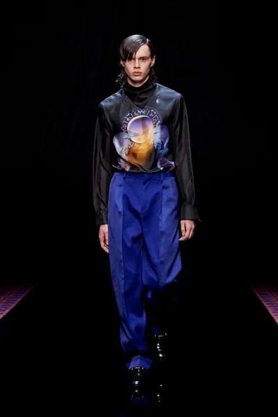 Look 14